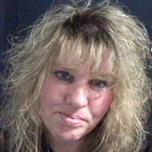 Meet your Posher, Paula